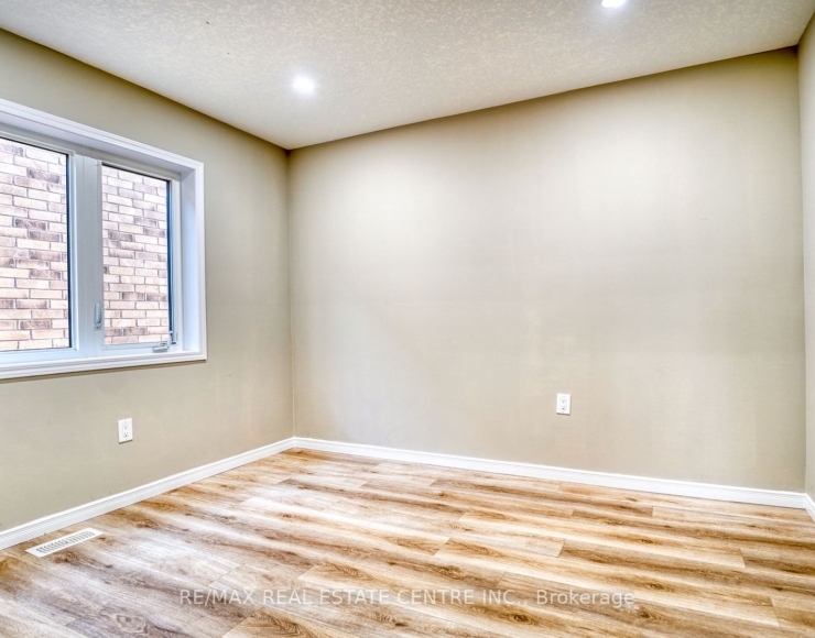 Private Room for rent in Caledonia